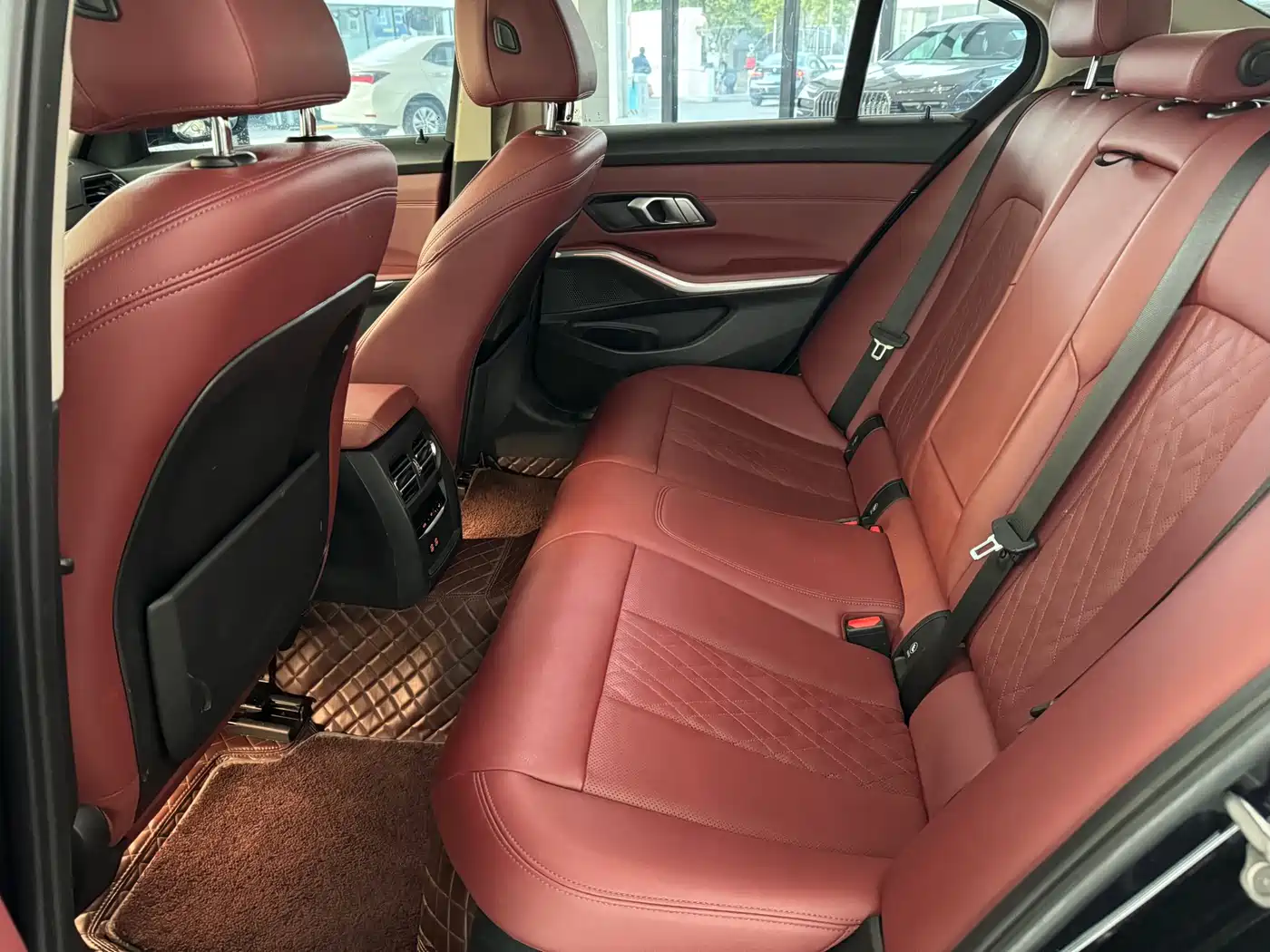 BMW 3 Series 2022 Facelift 325i M Sport Package фото 16