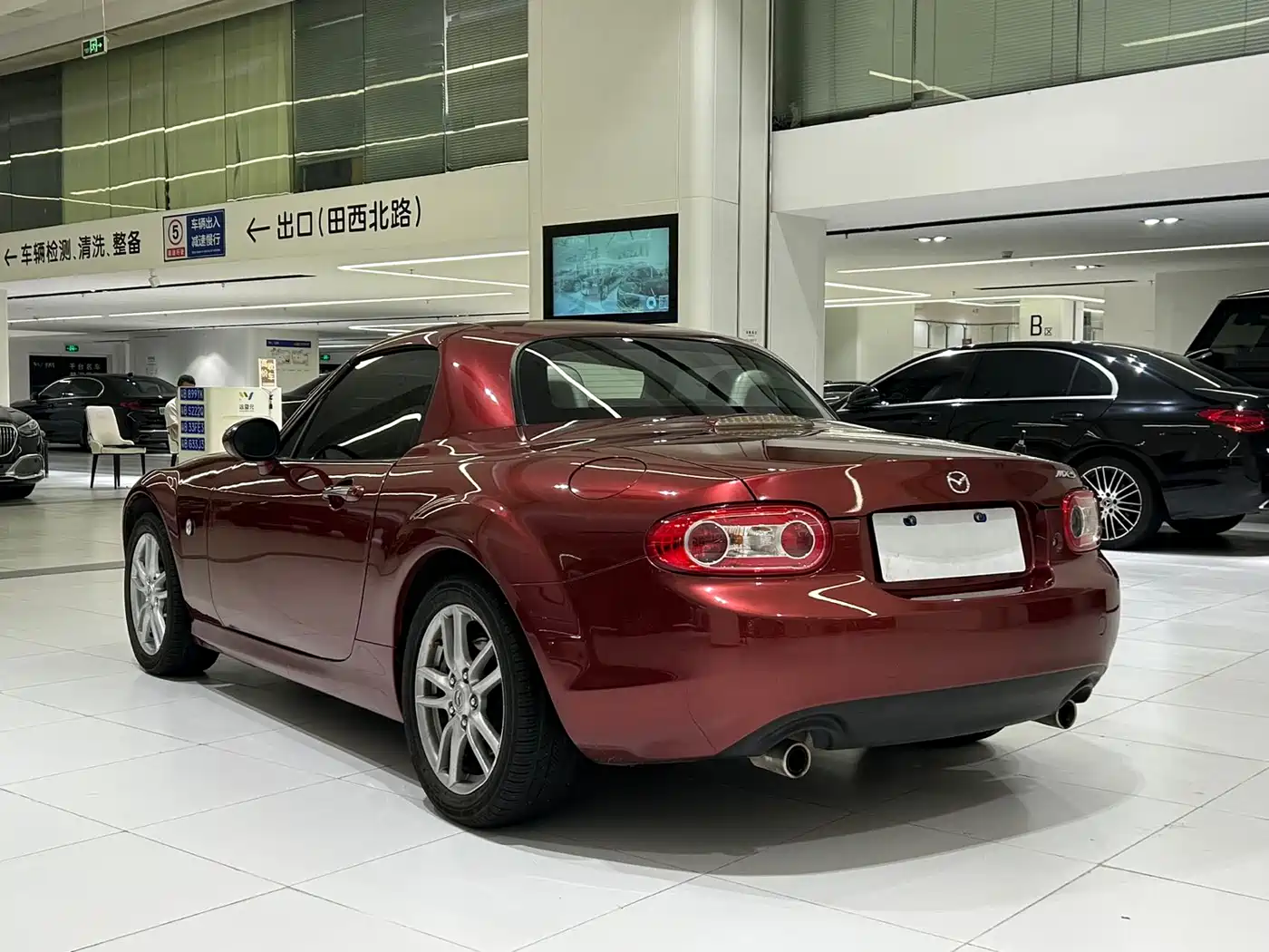 Mazda MX-5 2013 2009 2.0