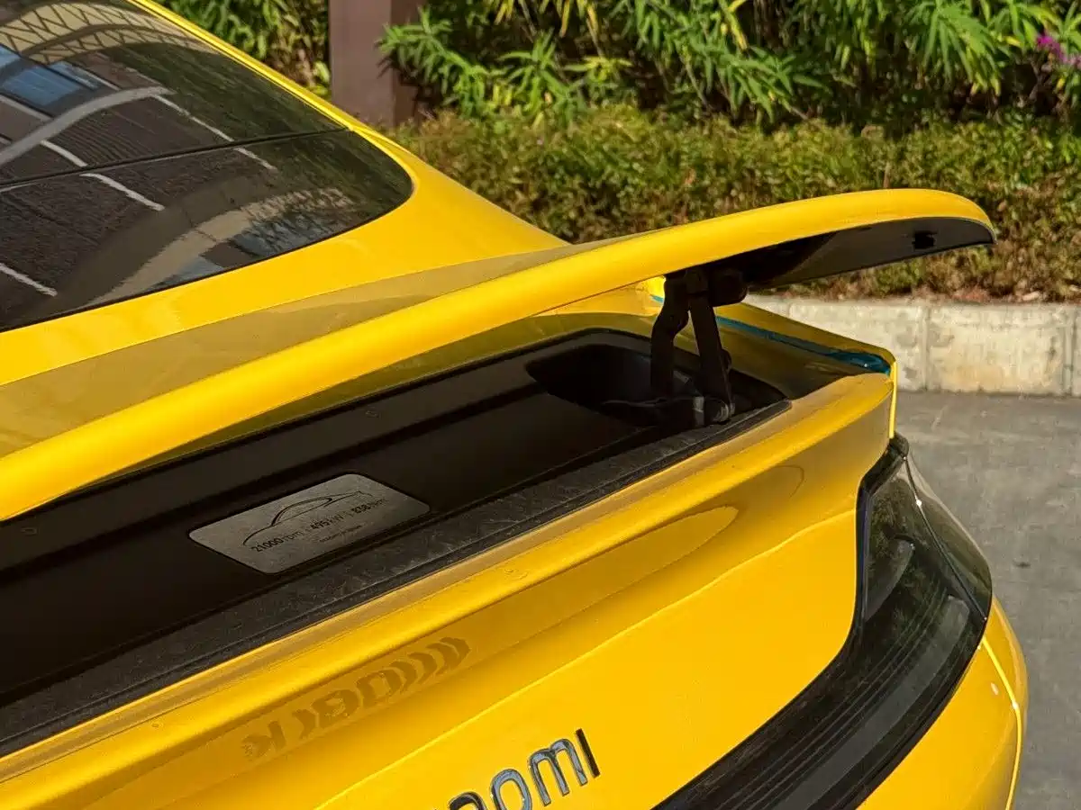 XIAOMI CAR XIAOMI SU7