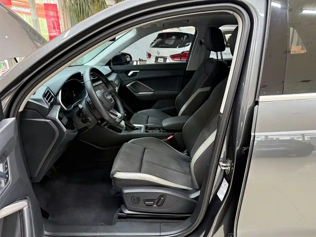Audi Q3 2023 35 TFSI Fashion Dynamic (1.4T) фото 16
