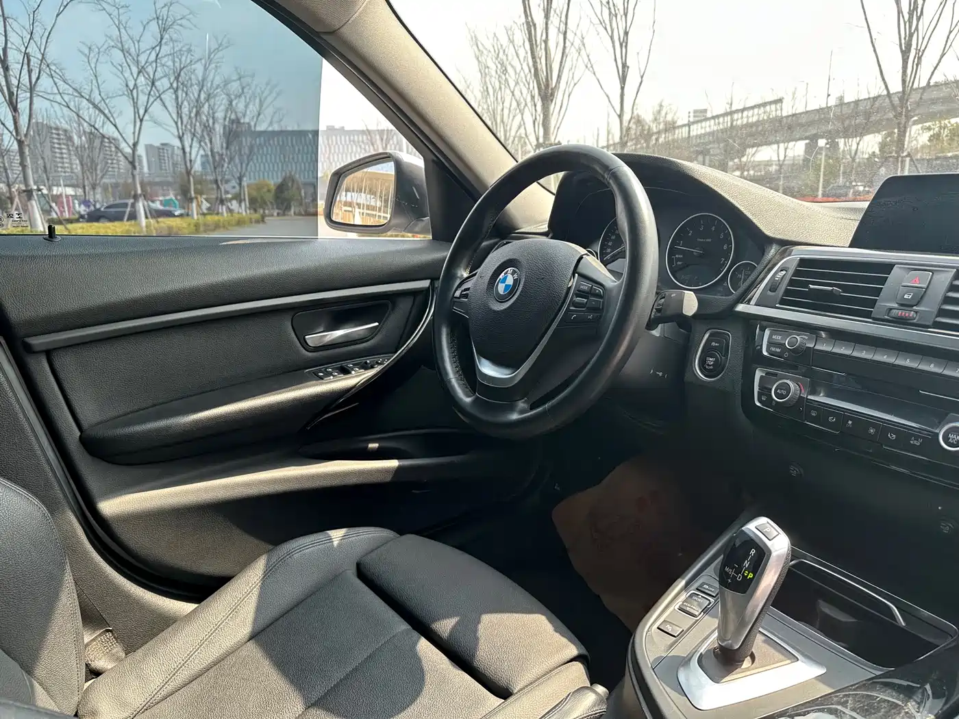 BMW 3 Series 2018 320Li Fashion Style фото 11
