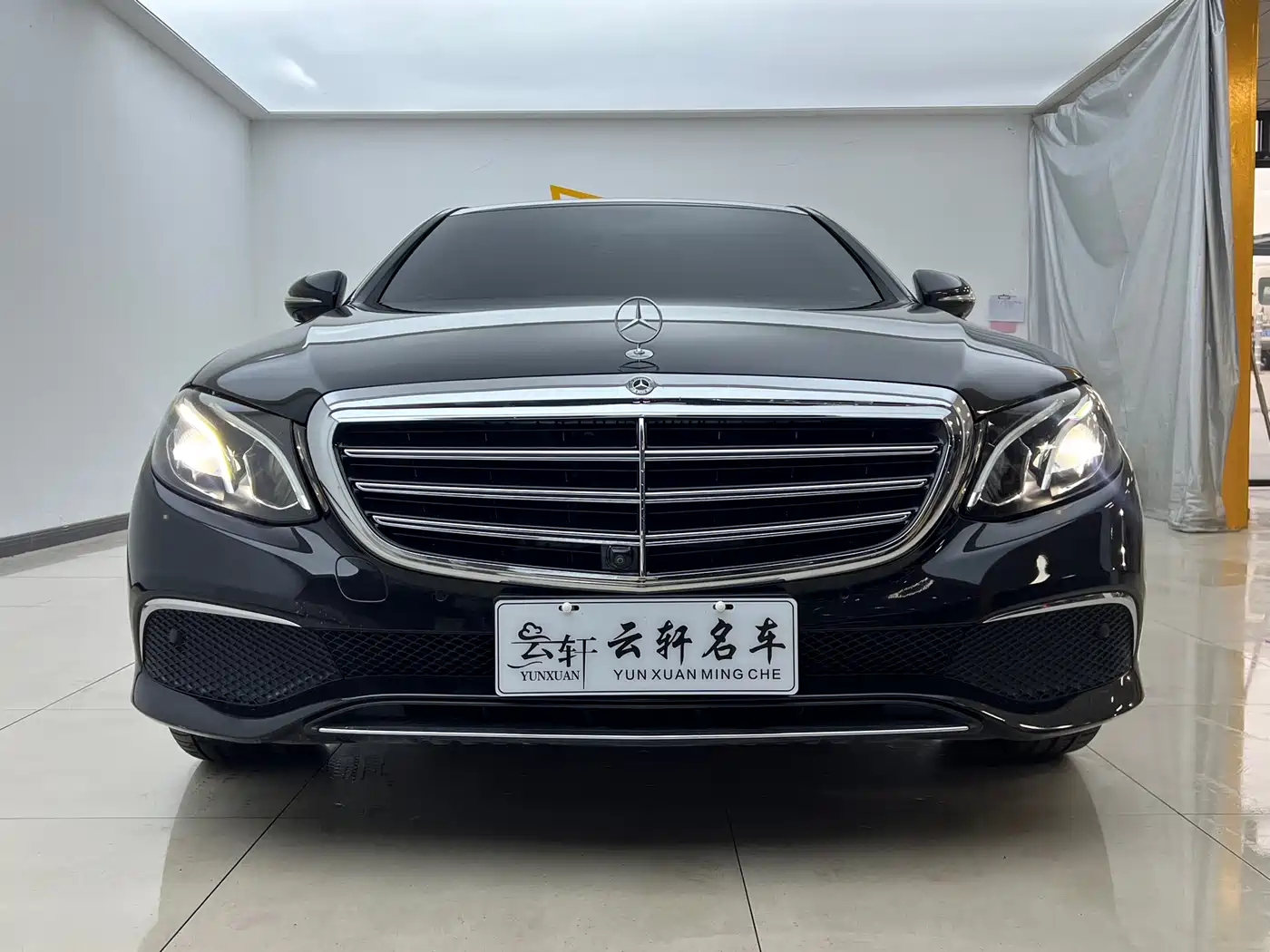 Mercedes-Benz E-Class 2017 E 300 L Luxury фото 2