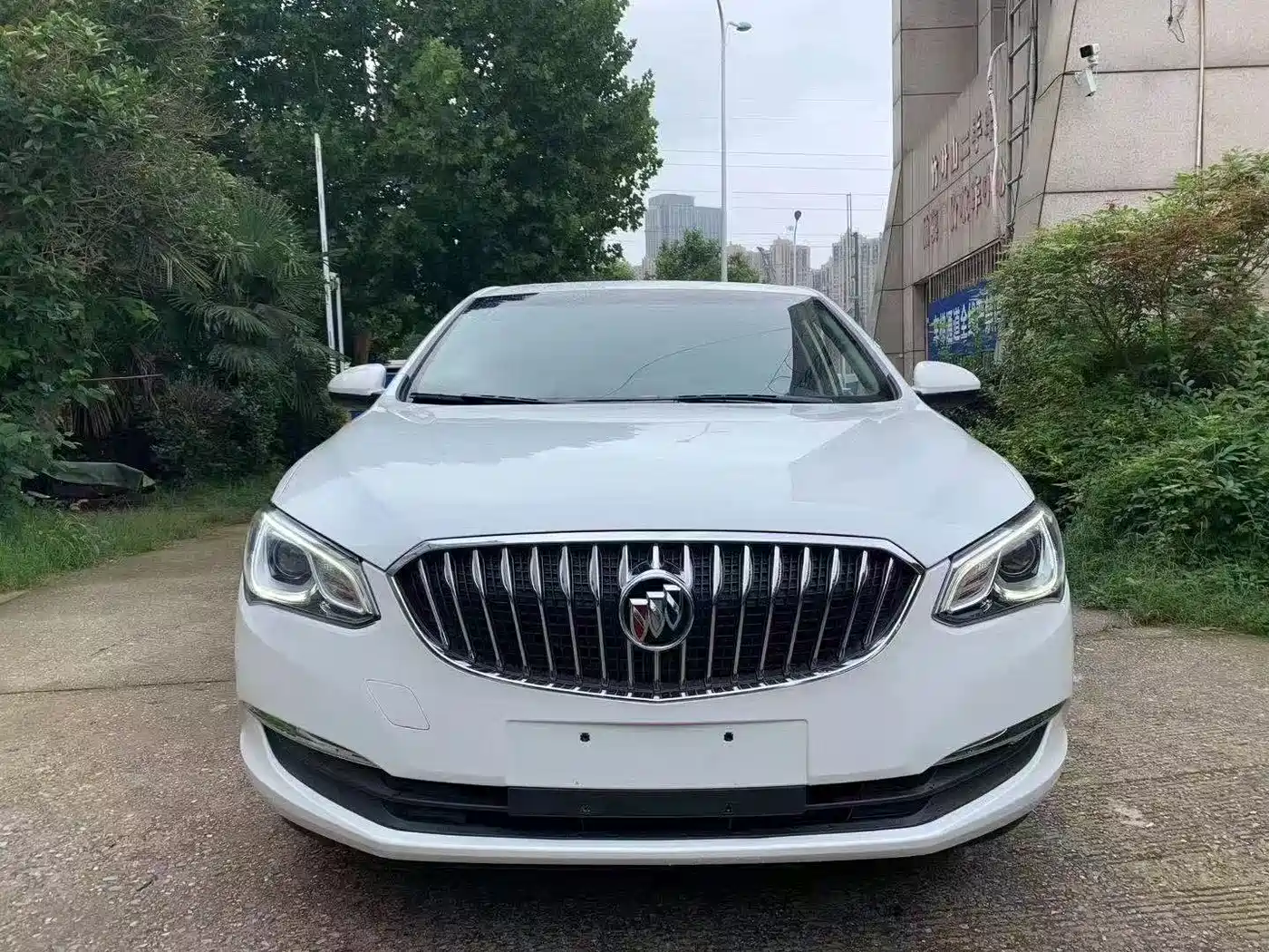 Buick Excelle 2015 15N Automatic Elite фото 3