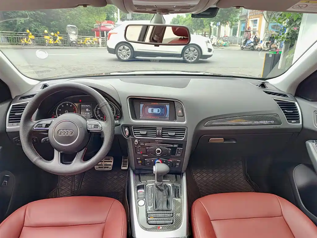 Audi Q5 2015 40 TFSI Technology фото 10