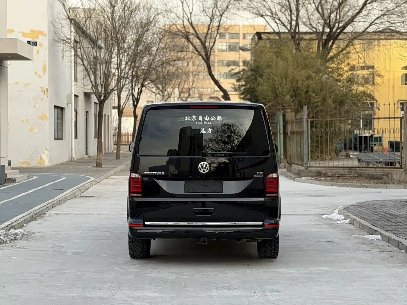 Volkswagen Multivan 2018 2.0TSI 4WD Premium Edition 7-Seater фото 13