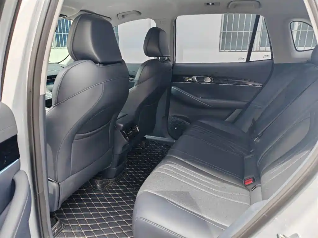 GEELY GALAXY GALAXY E5