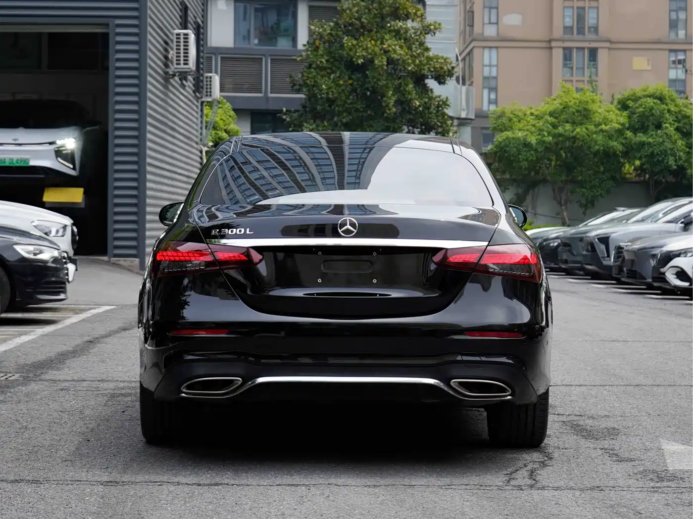 Mercedes-Benz E-Class 2023 E 300 L Sport Luxury фото 5