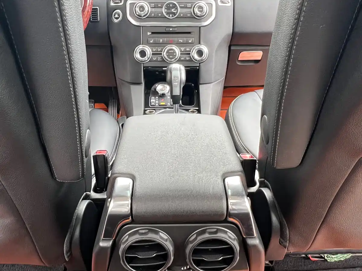 Land Rover Discovery 2011 2.7 TDV6 HSE Diesel фото 20