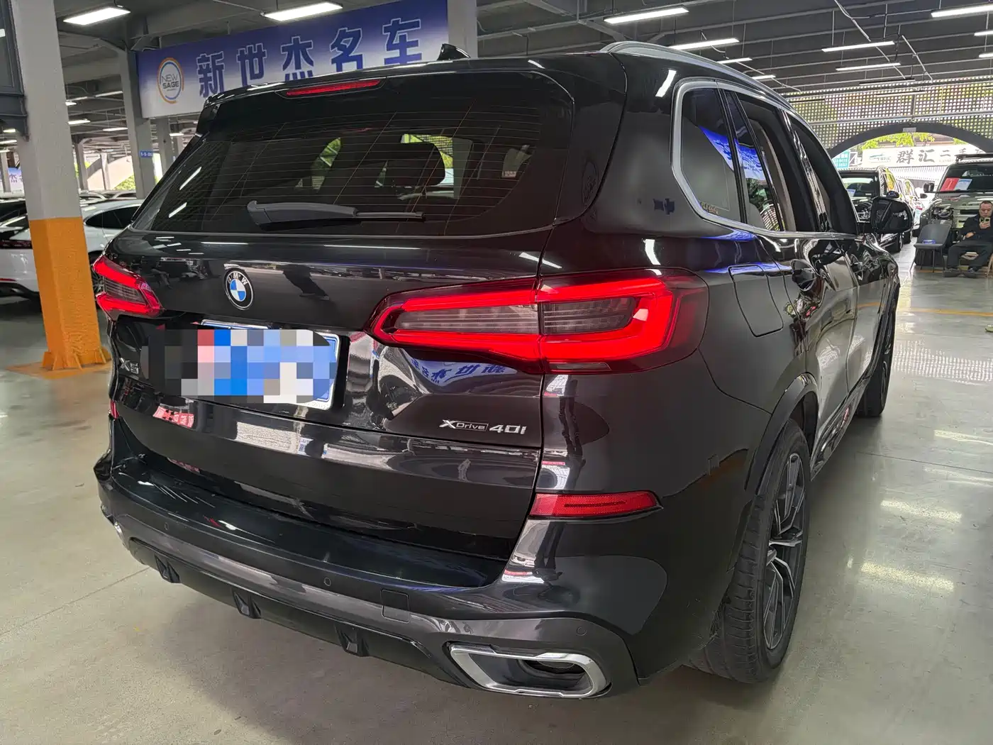 BMW X5 (Import) 2019 xDrive40i M Sport Package фото 8