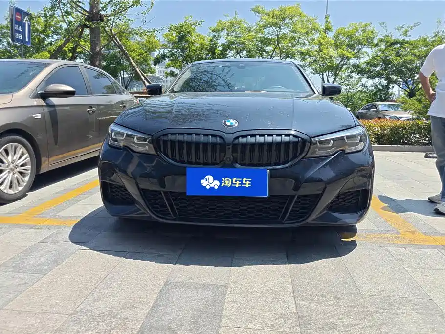 BMW 3 Series 2022 Facelift 325i M Sport Shadow Edition фото 2