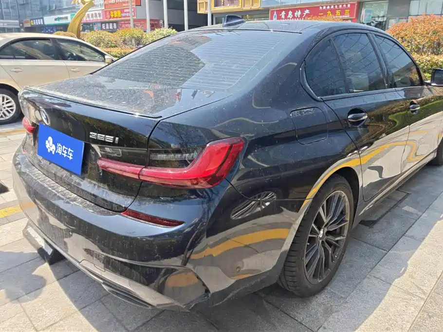 BMW 3 Series 2022 Facelift 325i M Sport Shadow Edition фото 3