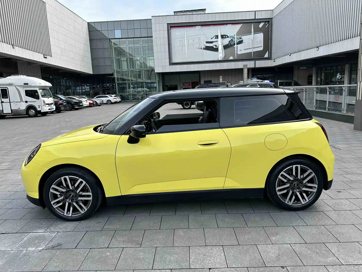 MINI ELECTRIC  COOPER