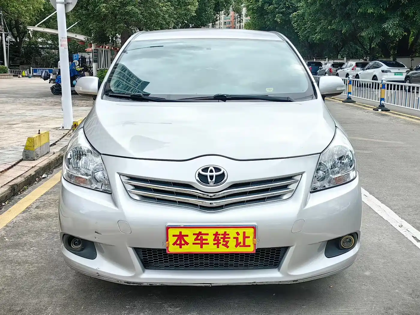 Toyota E'Z 2011 180E CVT Elite Edition фото 2