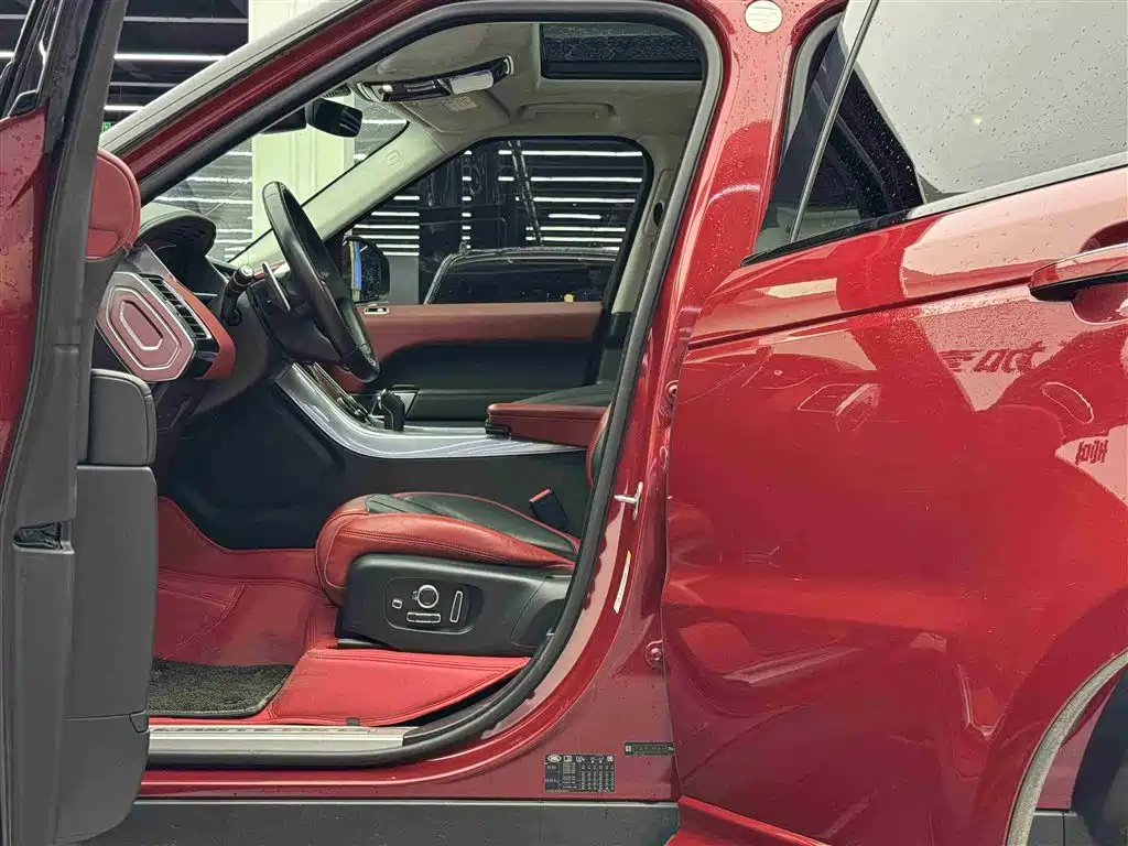 Land Rover Range Rover Sport 2019 3.0 SC V6 Fashion Genesis Edition DYNAMIC фото 6