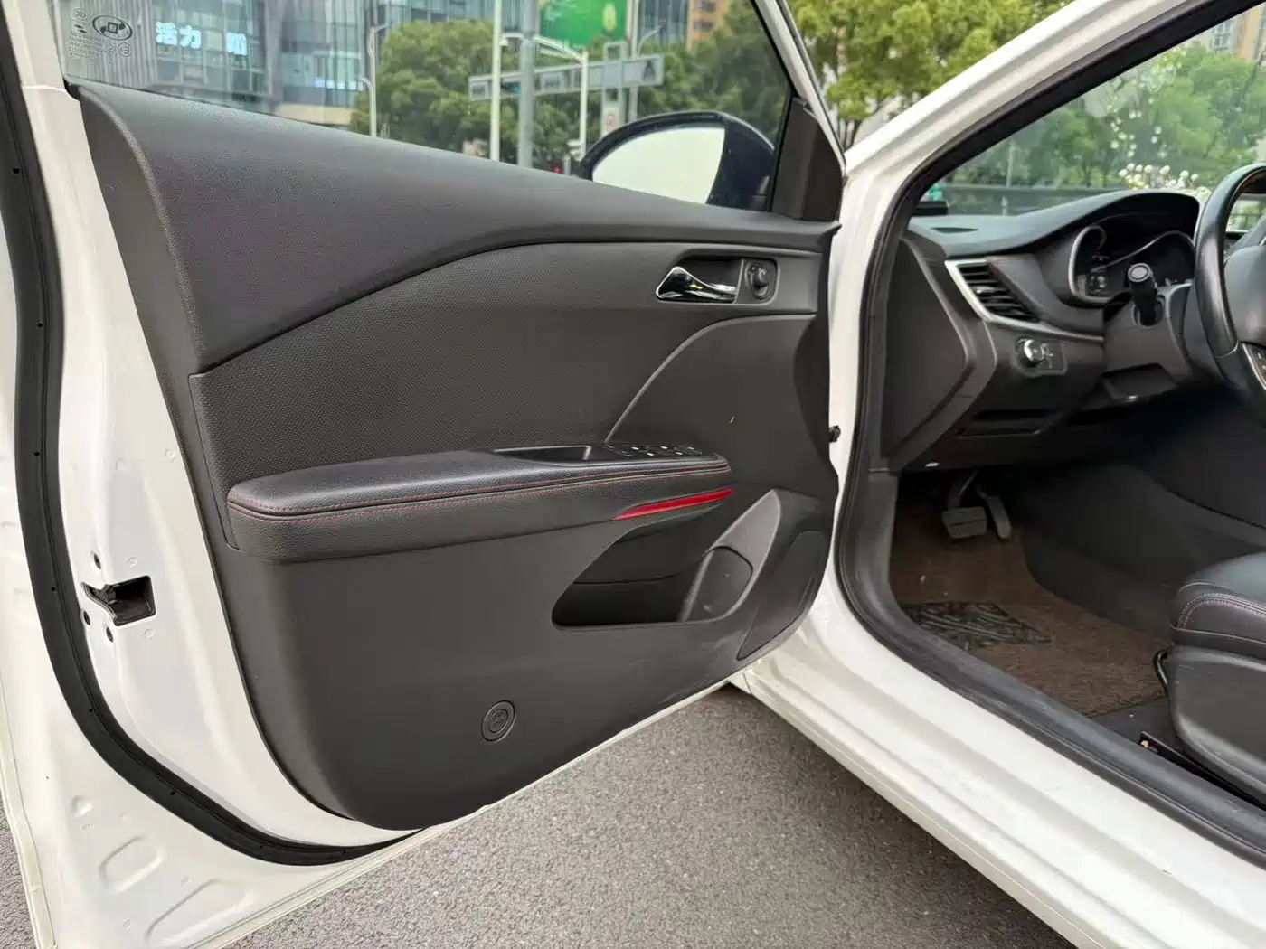 Chevrolet Monza 2020 Mild Hybrid RS 330T Automatic Smooth Edition фото 7