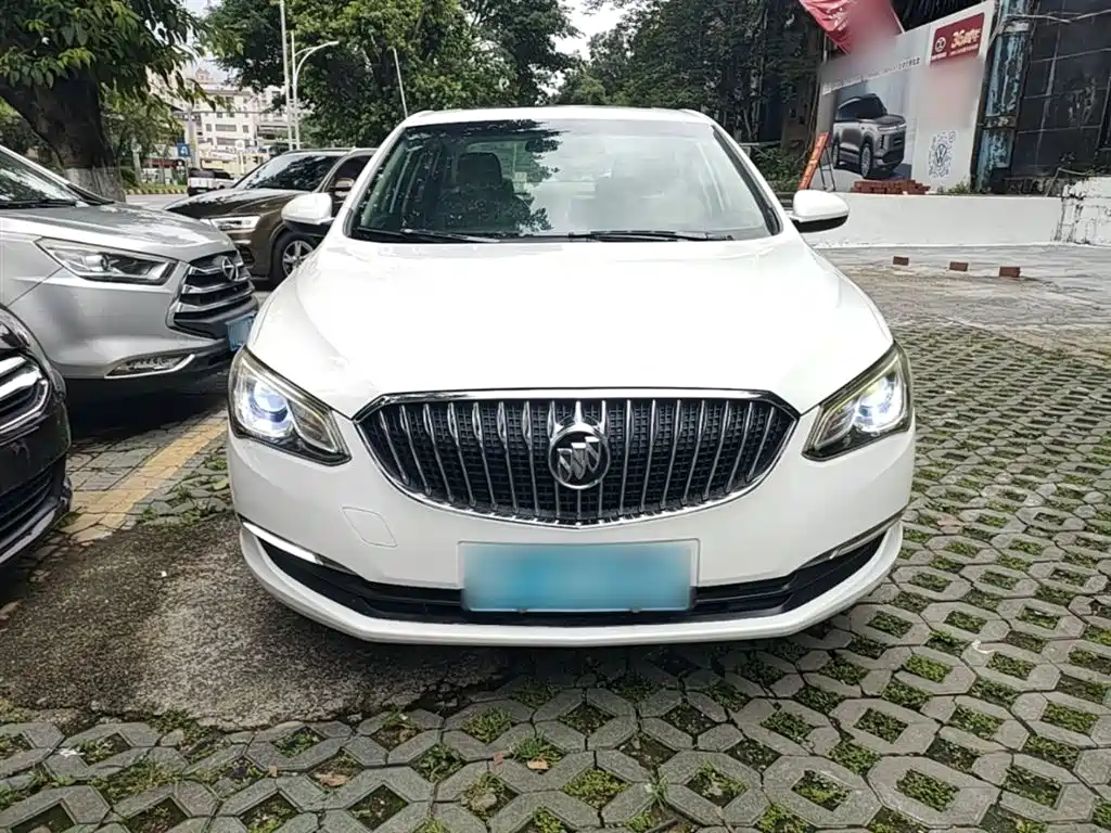 Buick Excelle 2017 15N Automatic Elite фото 3