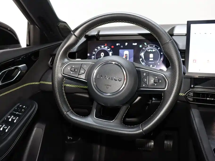 LYNK 03