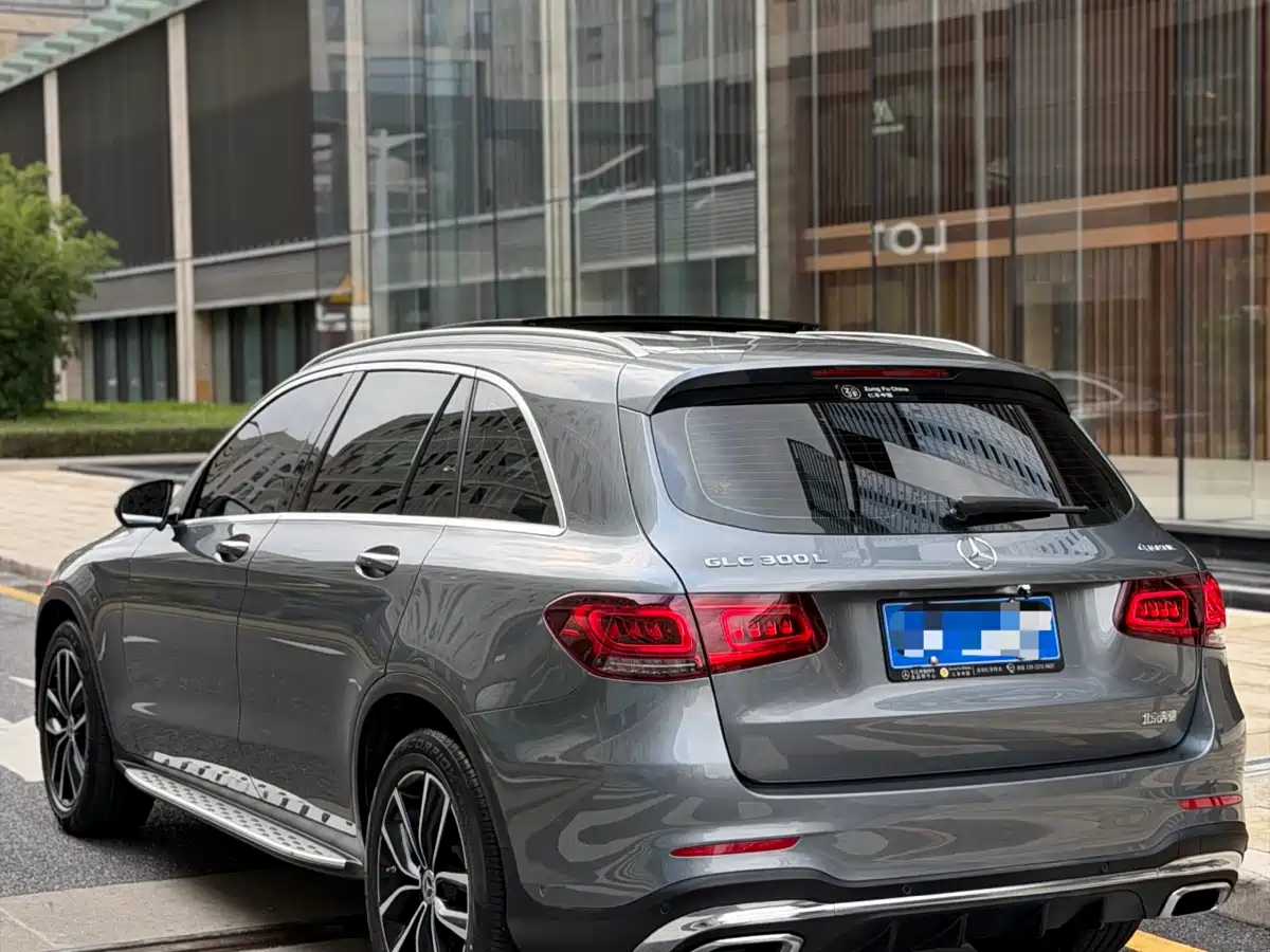 Mercedes-Benz GLC 2020 Facelift GLC 300 L 4MATIC Dynamic фото 4