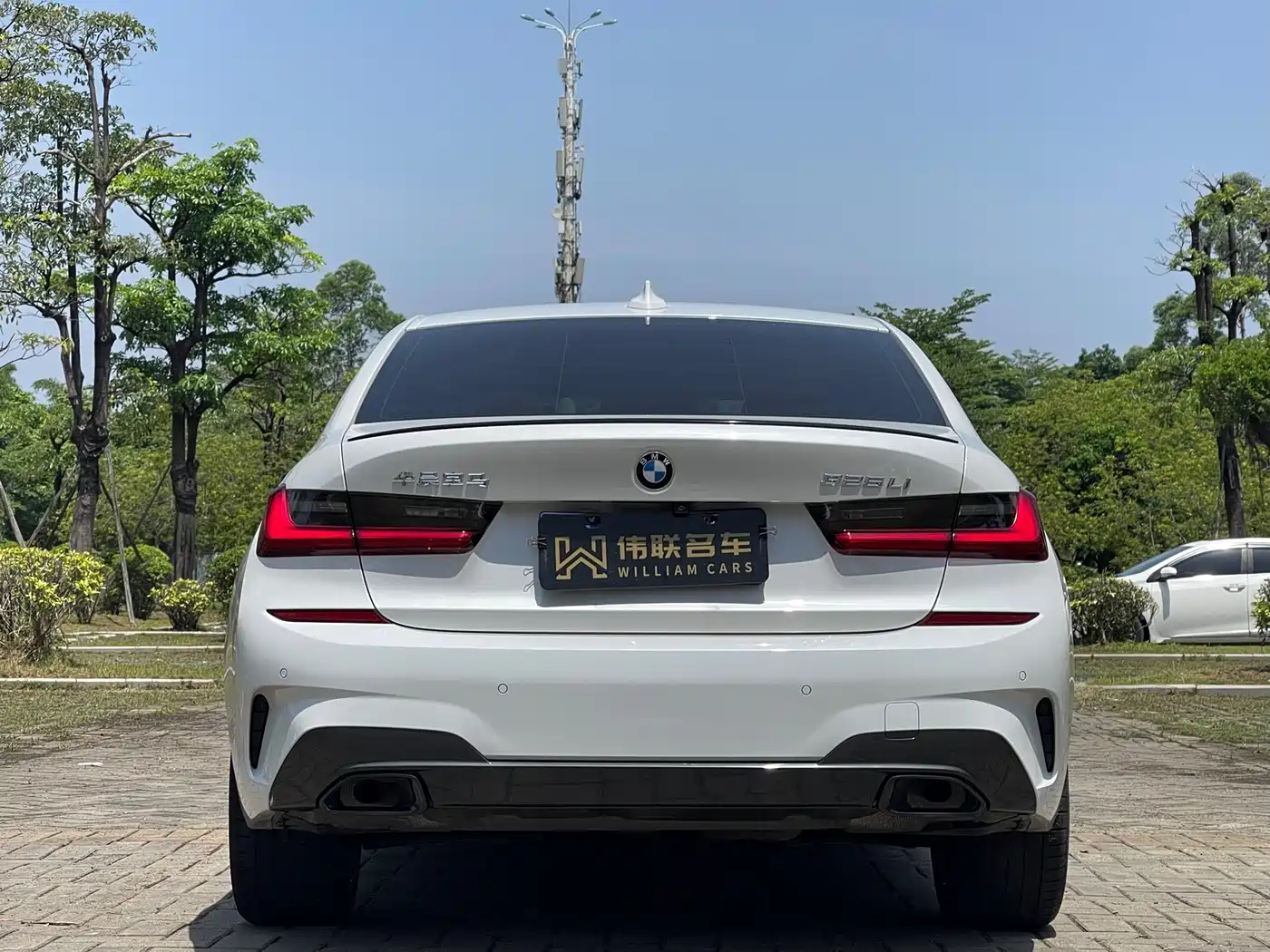 BMW 3 Series 2022 325Li M Sport Shadow Edition фото 5