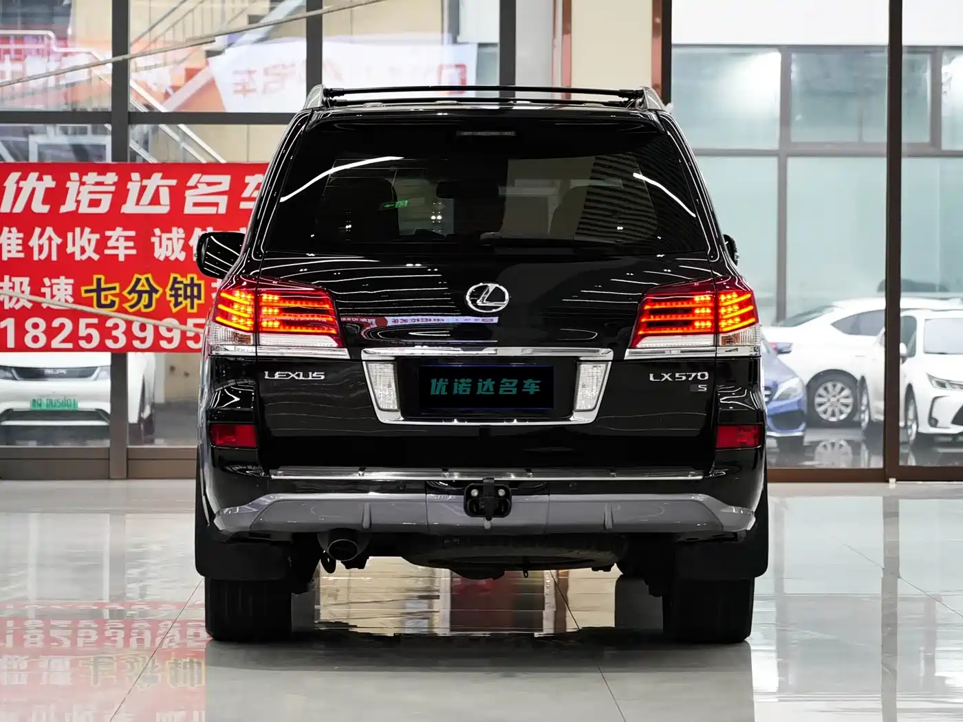 Lexus LX 2013 570 фото 3