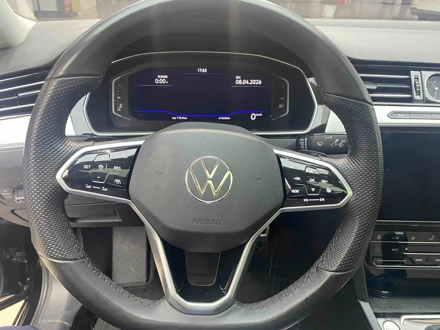 Volkswagen Magotan 2023 Model 2 Million Commemorative Edition 330TSI DSG Luxury фото 12