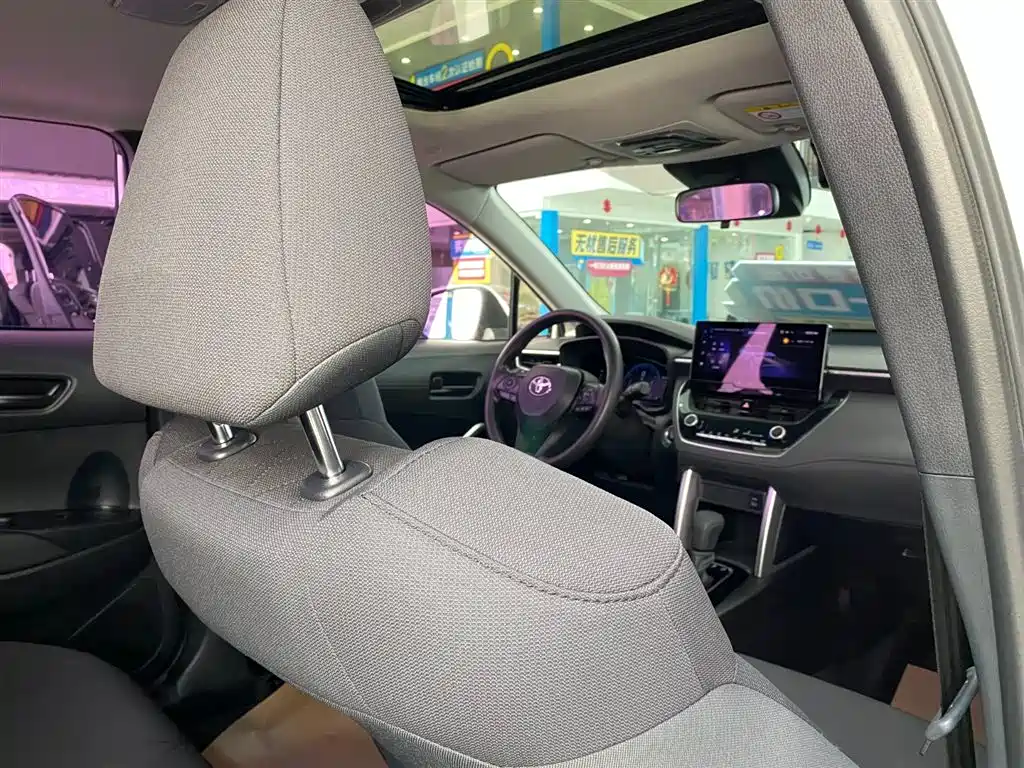 Toyota Corolla Cross 2023 2.0L Elite Edition фото 13