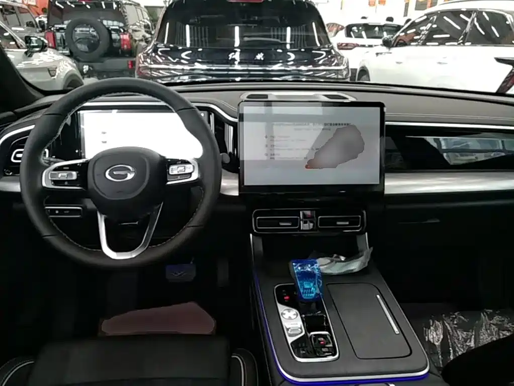 GAC Trumpchi Trumpchi GS8 2025 Pilot Series 2.0TGDI 2WD Luxury Edition 5-seater фото 10