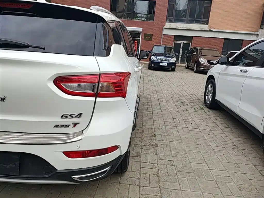 GAC Trumpchi Trumpchi GS4 2017 235T Automatic 2WD Luxury Smart Connected Edition фото 8