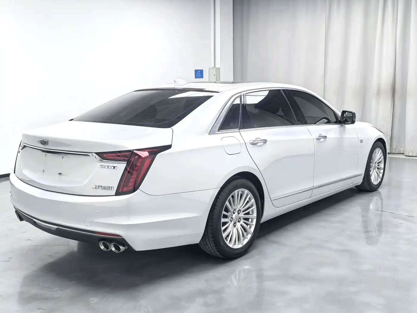 CADILLAC CT6