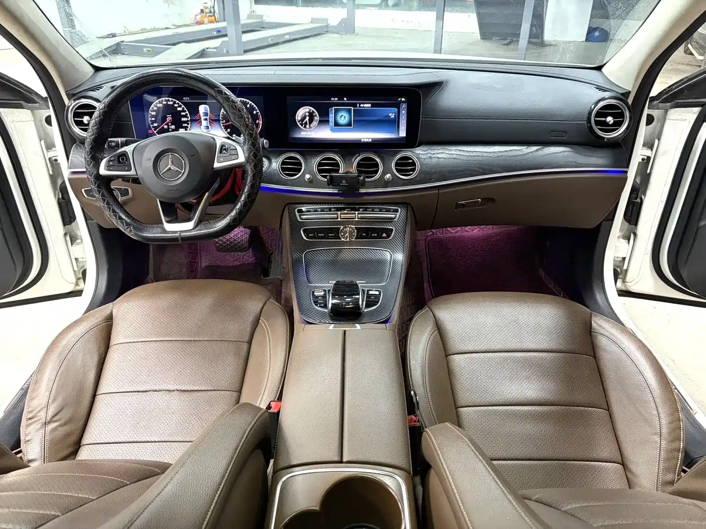 Mercedes-Benz E-Class 2016 E 300 L Sport Fashion Type фото 4