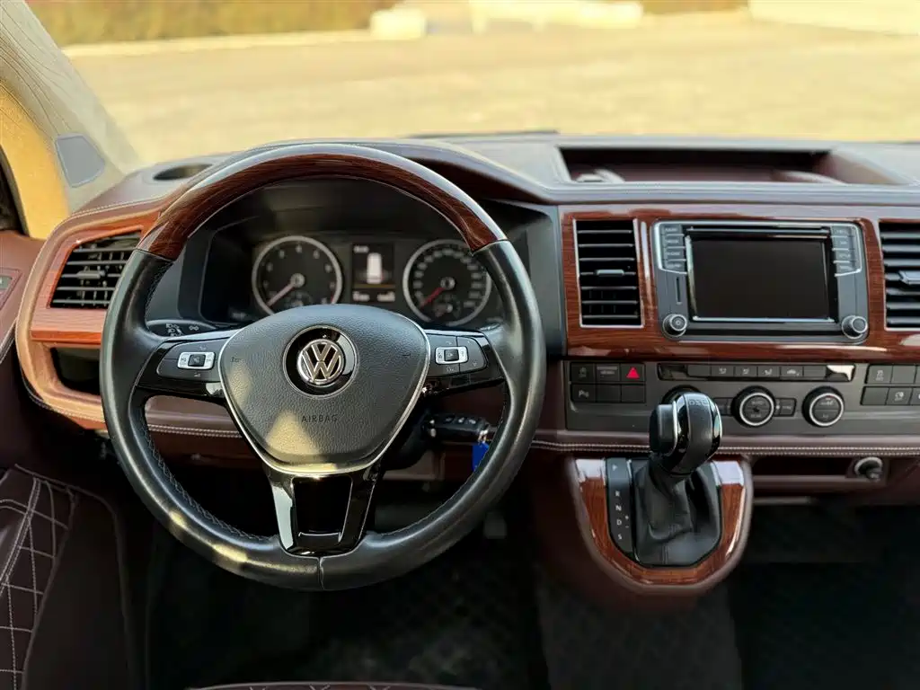Volkswagen Caravelle 2019 2.0TSI 4WD Luxury 7-seater фото 29
