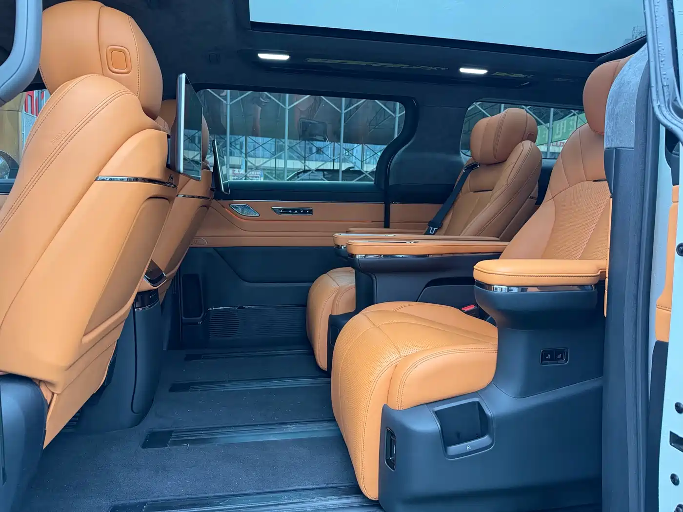 Geely Galaxy Yizhen L380 2024 140kWh 6-Seater AWD Ultra фото 7