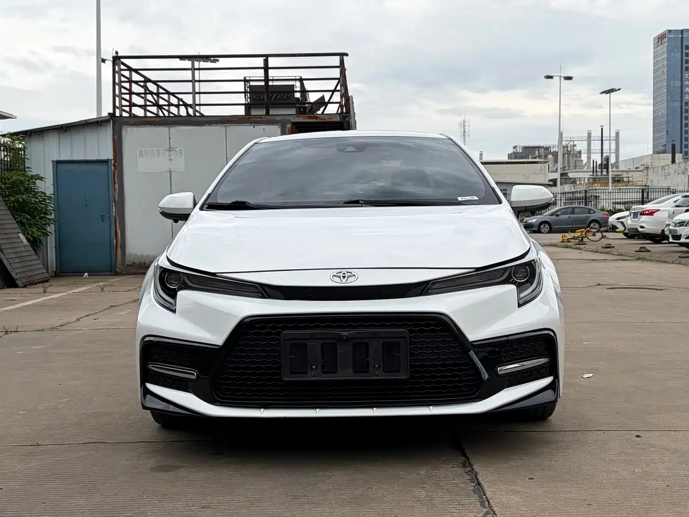 Toyota Levin 2021 185T CVT Sport Edition фото 2