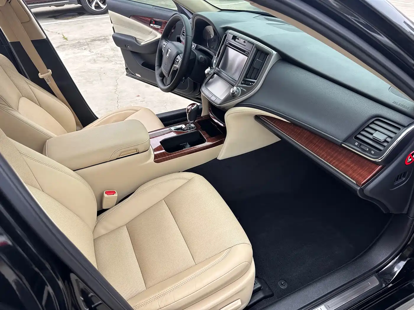 Toyota Crown 2015 2.0T Fashion фото 7