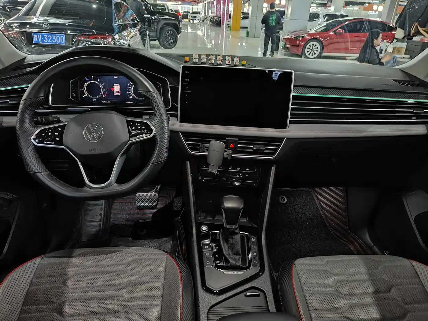 Volkswagen Tiguan L PHEV 2022 430PHEV Plug-in Hybrid Flagship Edition фото 6
