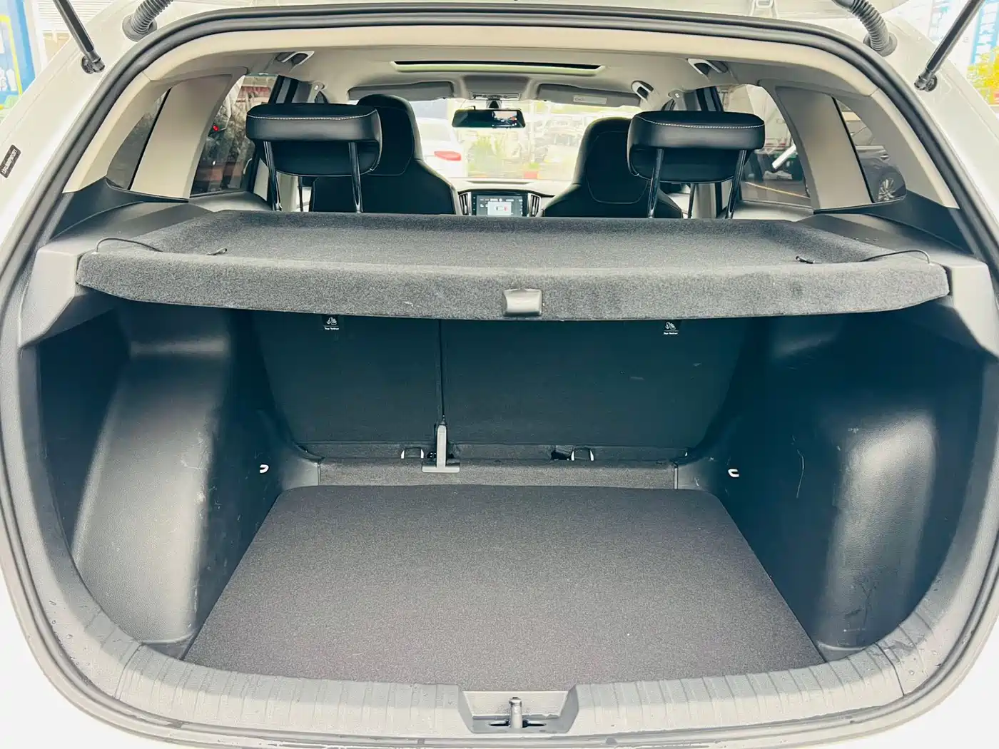 Škoda Kamiq 2022 1.5L Automatic Comfort Edition фото 8