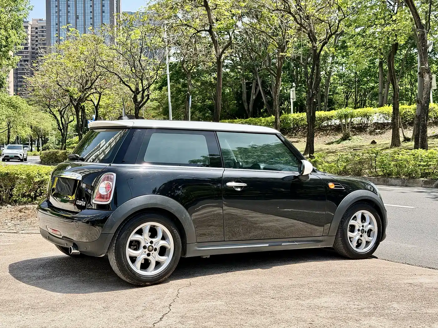 MINI MINI 2011 2011 1.6L COOPER Fun
