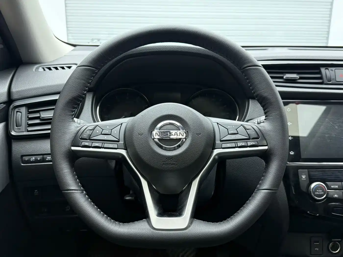 Nissan X-Trail, миниатюра 13