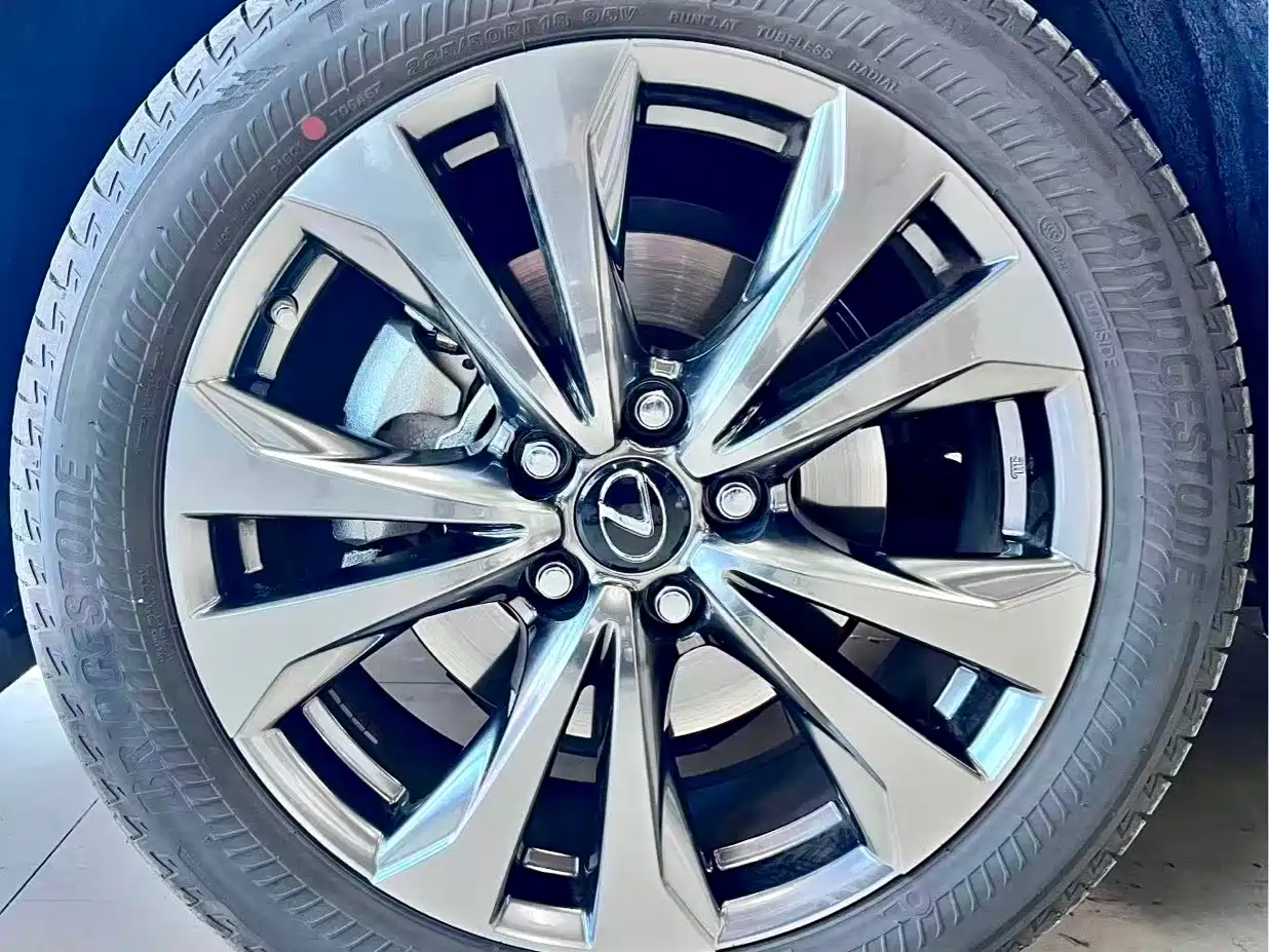 Lexus UX 2020 260h F SPORT Edition фото 19