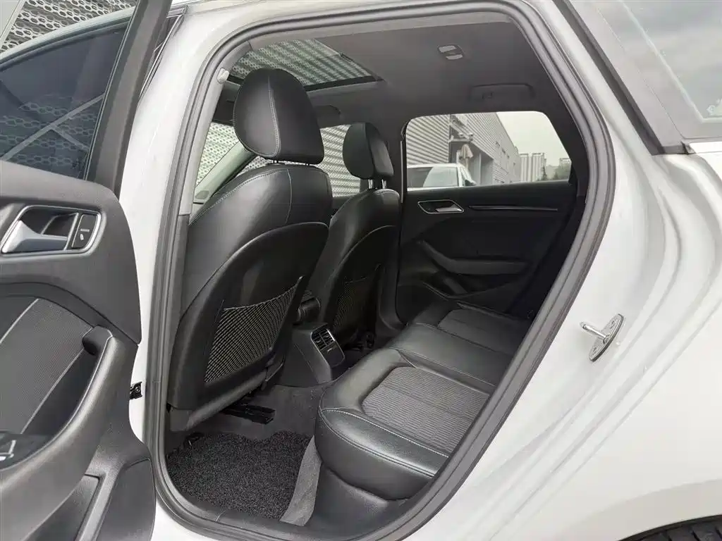 Audi A3 2019 Sportback 35 TFSI Fashion China VI фото 12