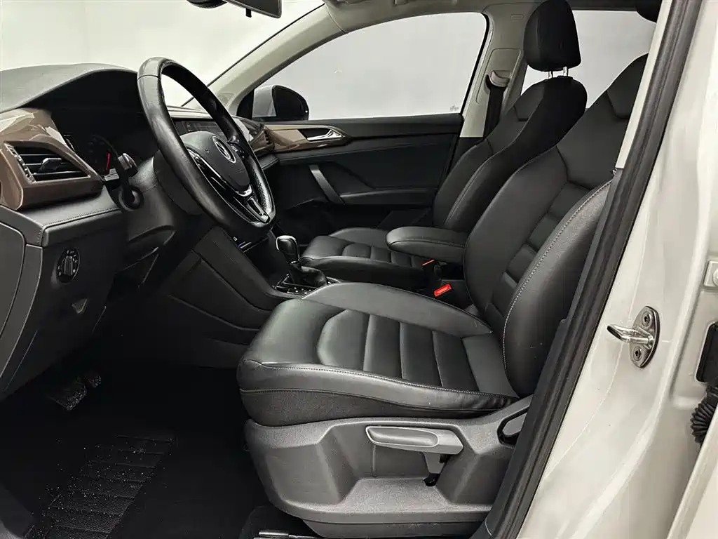 Volkswagen Tharu 2021 Model 280TSI 2WD Comfort Edition фото 19