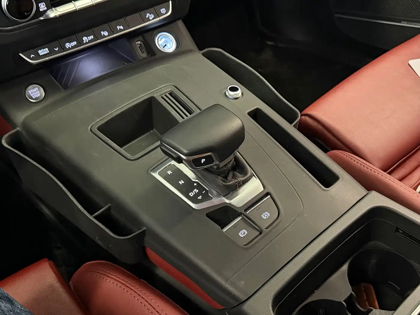 Audi Q5L 2022 Facelift 45T Luxury Dynamic фото 11