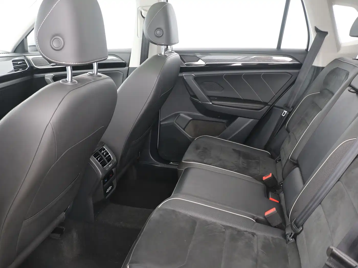 Volkswagen Tayron 2019 330TSI 2WD Luxury Plus China VI фото 10