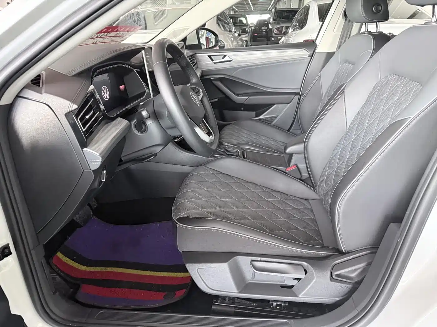 Volkswagen Sagitar 2023 300TSI DSG Excellence Edition фото 5