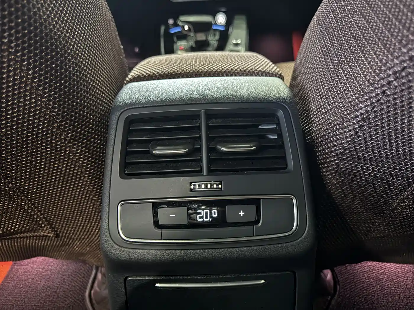Audi A4L 2023 40 TFSI Luxury Sport фото 12