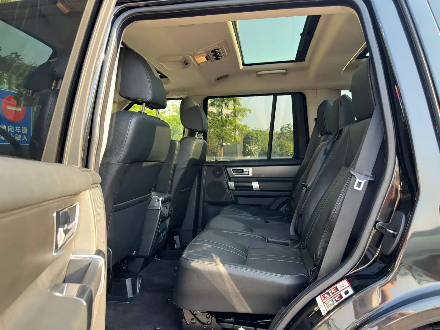 Land Rover Discovery 2012 3.0 SDV6 HSE Diesel фото 10