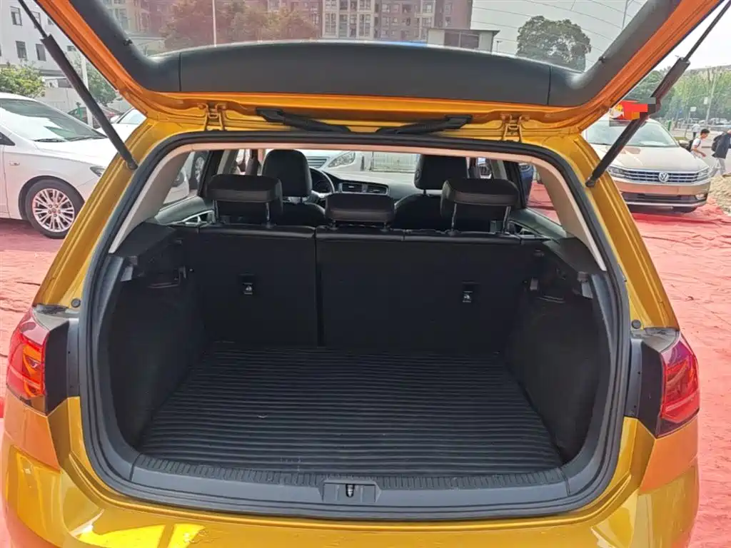 Volkswagen Golf 2019 280TSI DSG Luxury (China V) фото 19
