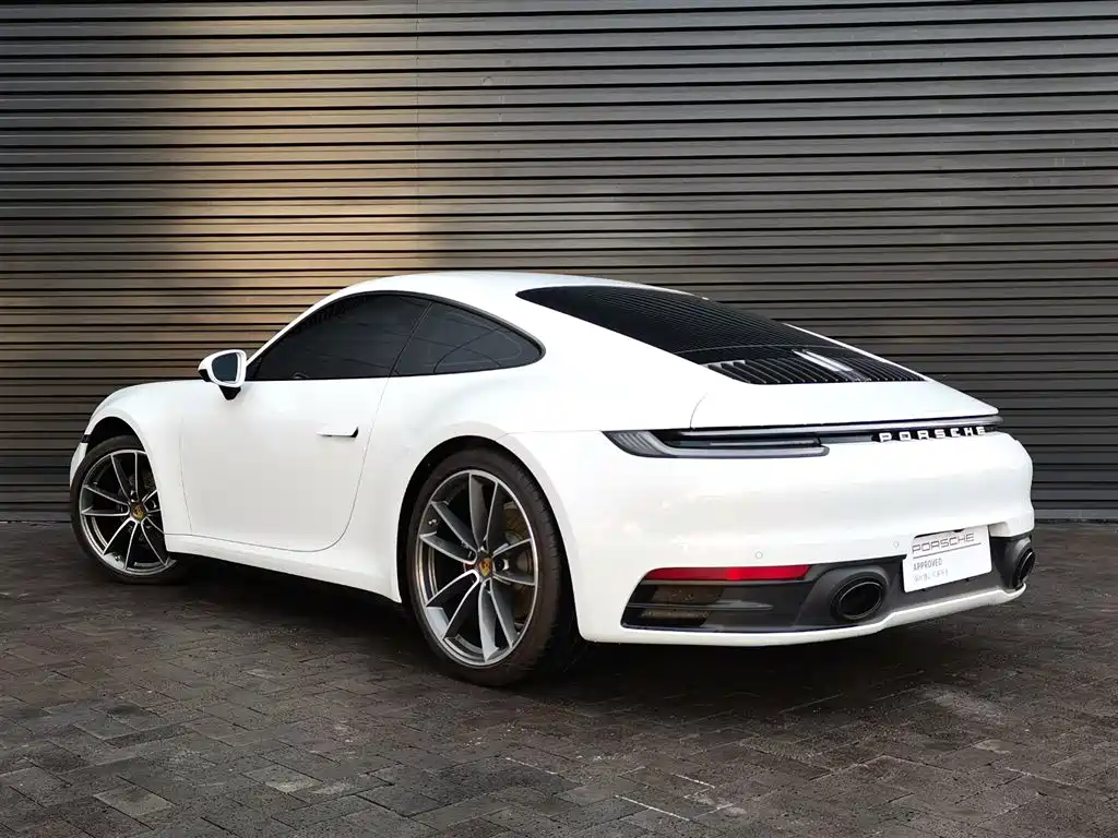 Porsche 911 2023 Carrera 3.0T фото 3