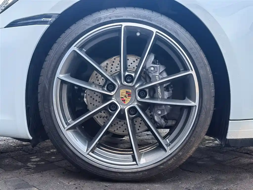 Porsche 911 2023 Carrera 3.0T фото 19