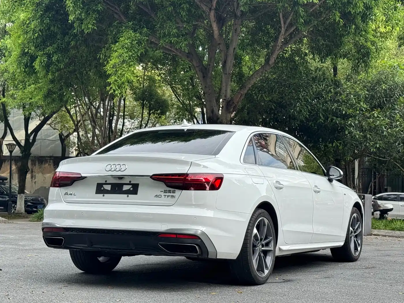 Audi A4L 2020 40 TFSI Fashion Dynamic Edition фото 7